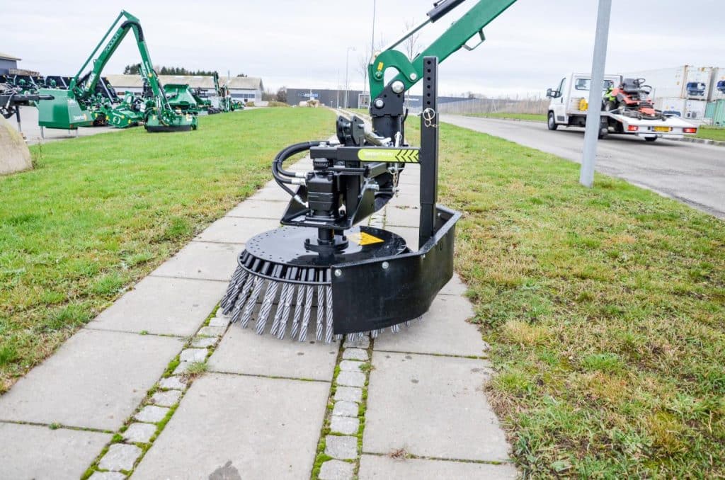 Greentec BR90 Weed Cleaning Brush - DTE Equipment